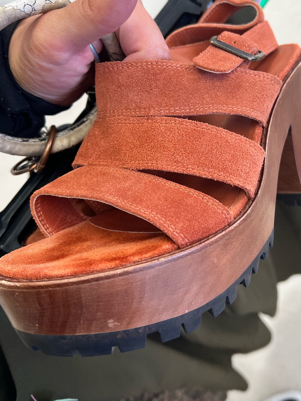 Steve Madden Rust Suede Platform Sandal